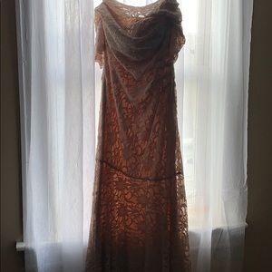 Wedding / evening dress